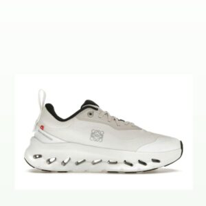 Loewe Sand/White On Running Cloudtilt 2