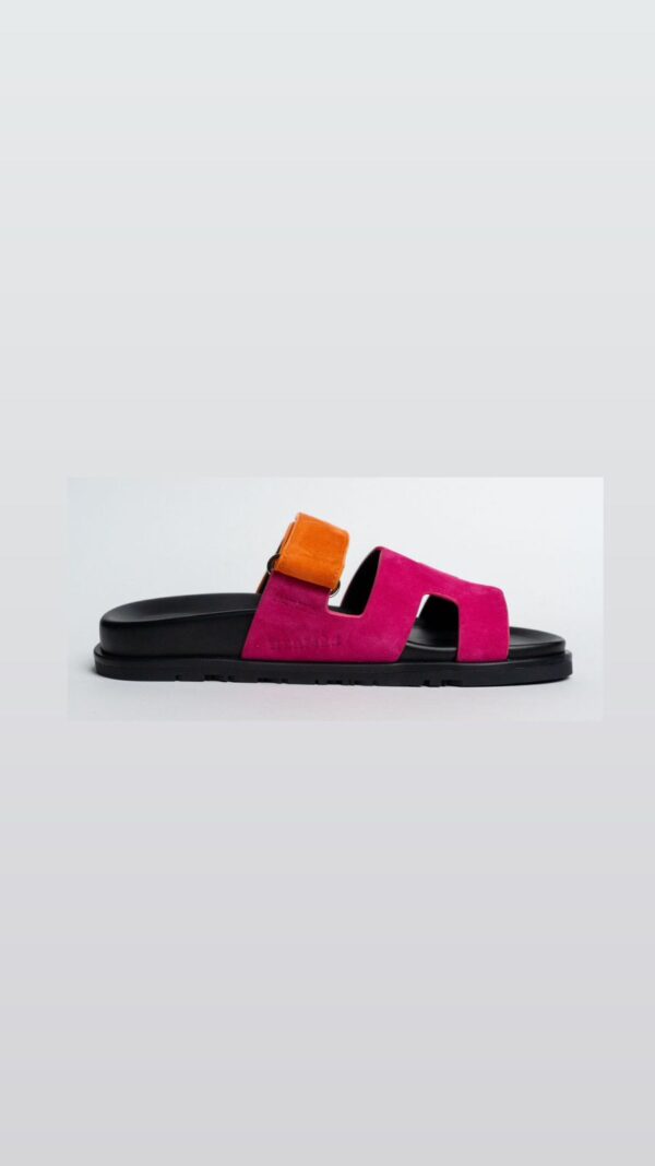 HERMES CHYPRE SANDAL LEATHER PINK