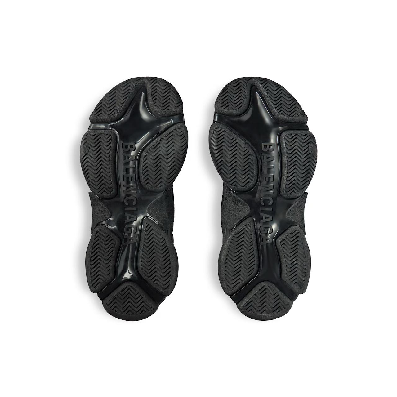 Triple S Sneaker in black double foam and mesh - Image 6